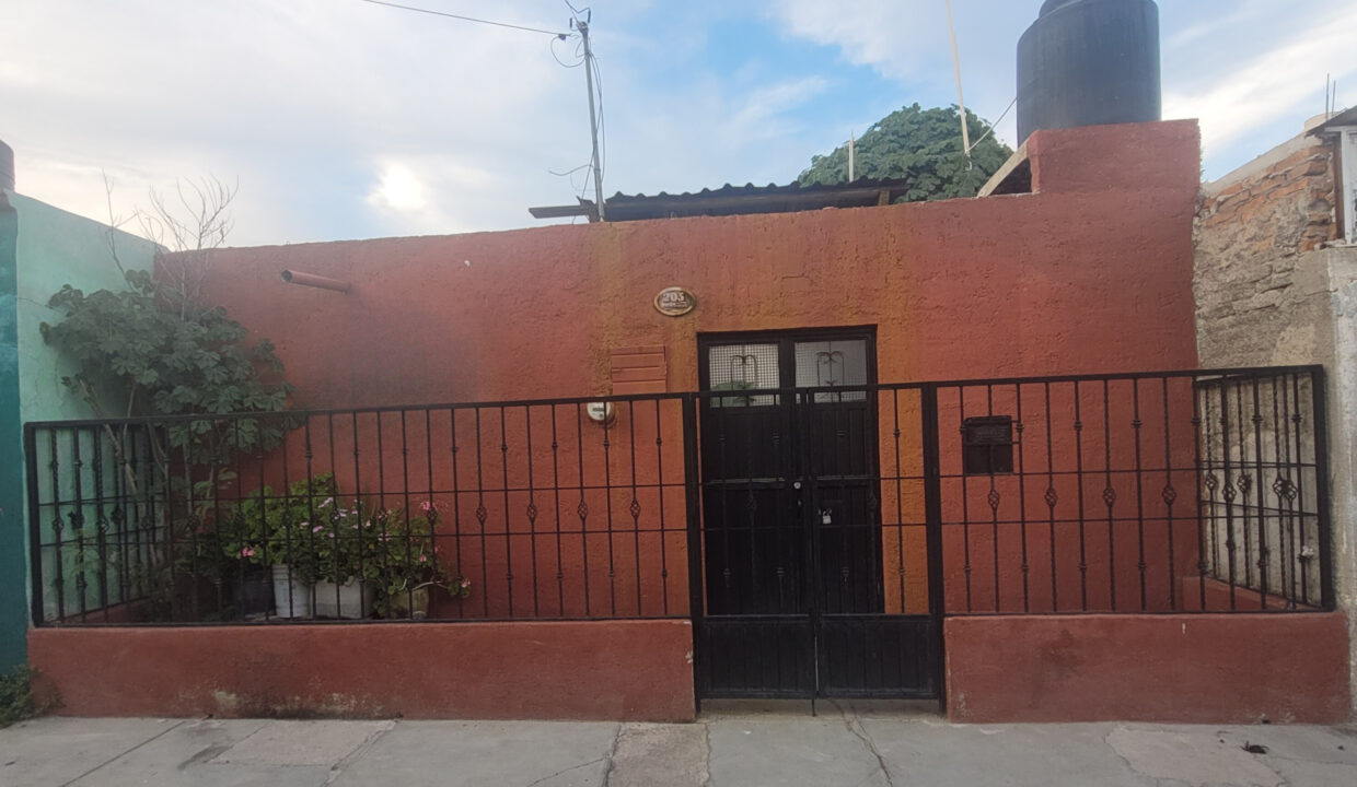 52621a8d-8205-493f-b3ab-589dad3ef4f7 (1)