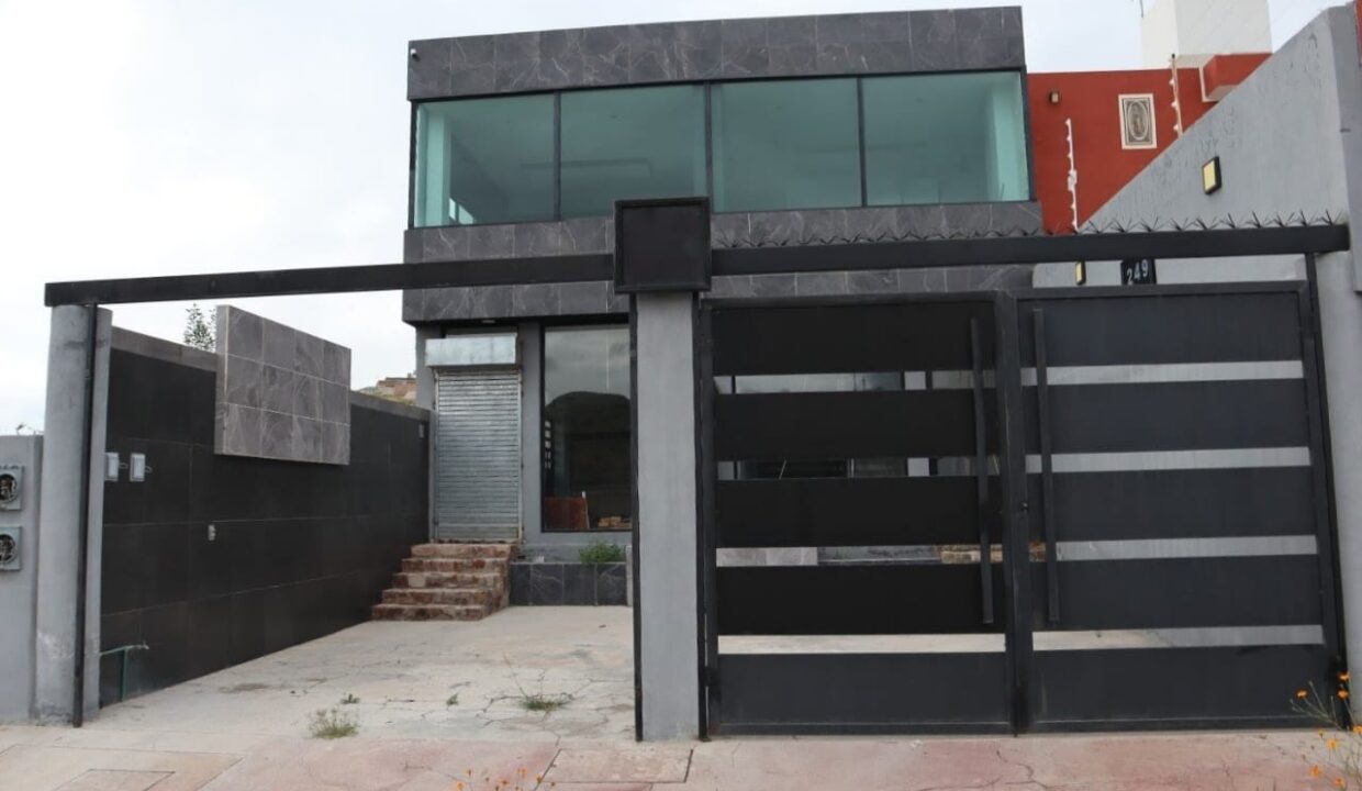 WhatsApp Image 2025-10-22 at 1.33.49 PM