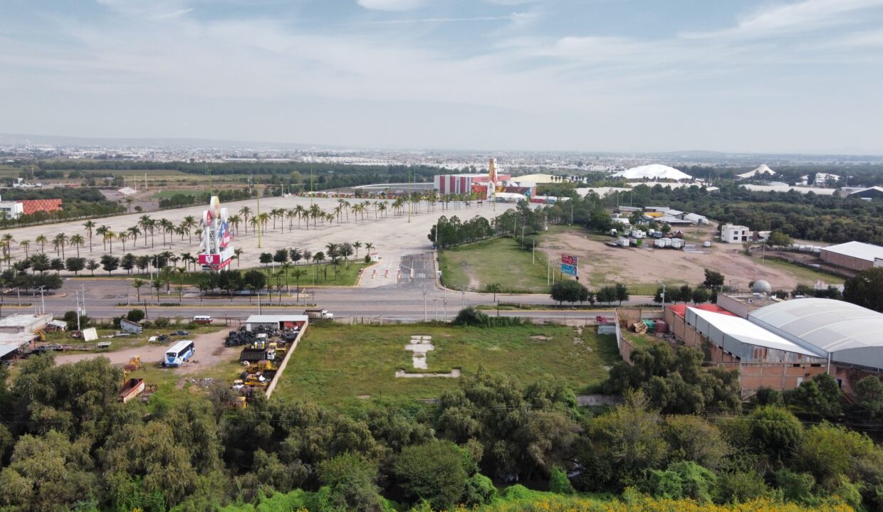 dji_fly_20251001_101840_968_1759335672007_photo_optimized (1)